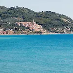 Golfo E Palme Diano Marina