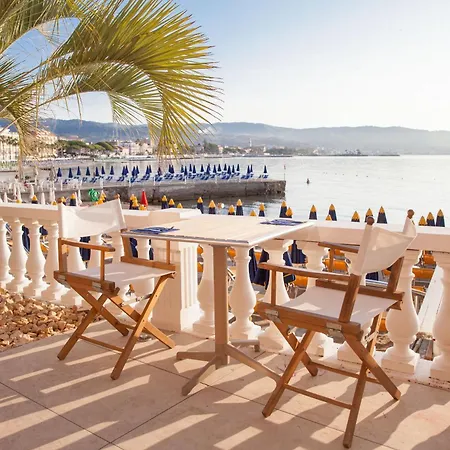 Hotel Golfo E Palme