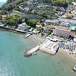 Hotel Golfo E Palme