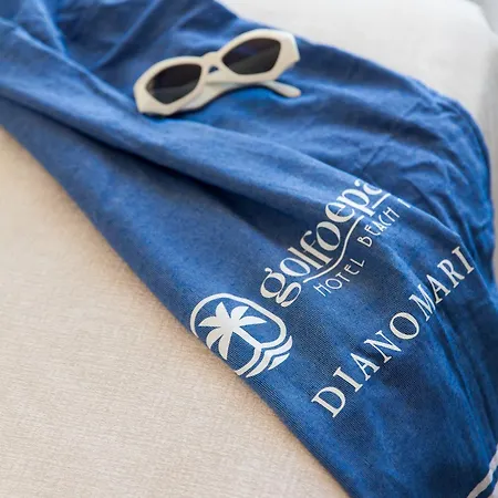 ホテル Golfo E Palme 3*