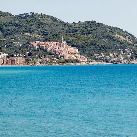 Golfo E Palme ディアーノ・マリーナ