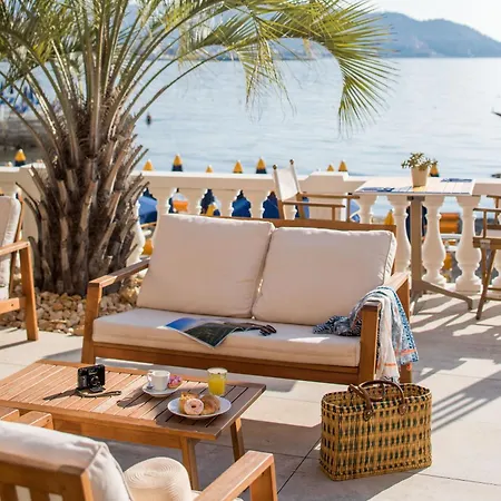 Golfo E Palme فندق