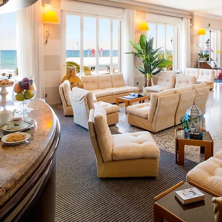 Hotel Golfo E Palme